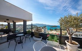 Rumani 3 Islands Hotel